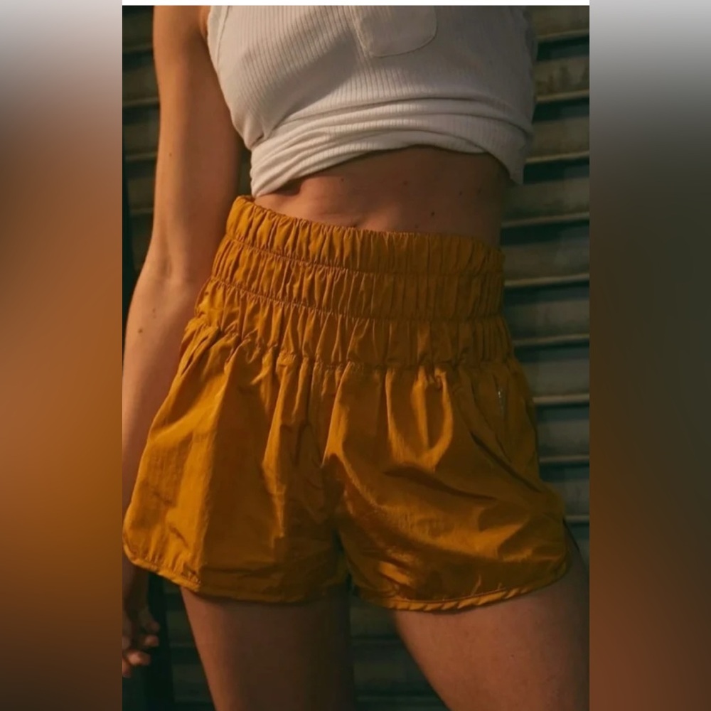 Free People Movement The Way Home Shorts in Toasted Coconut XS NWOT - Picture 2 of 8